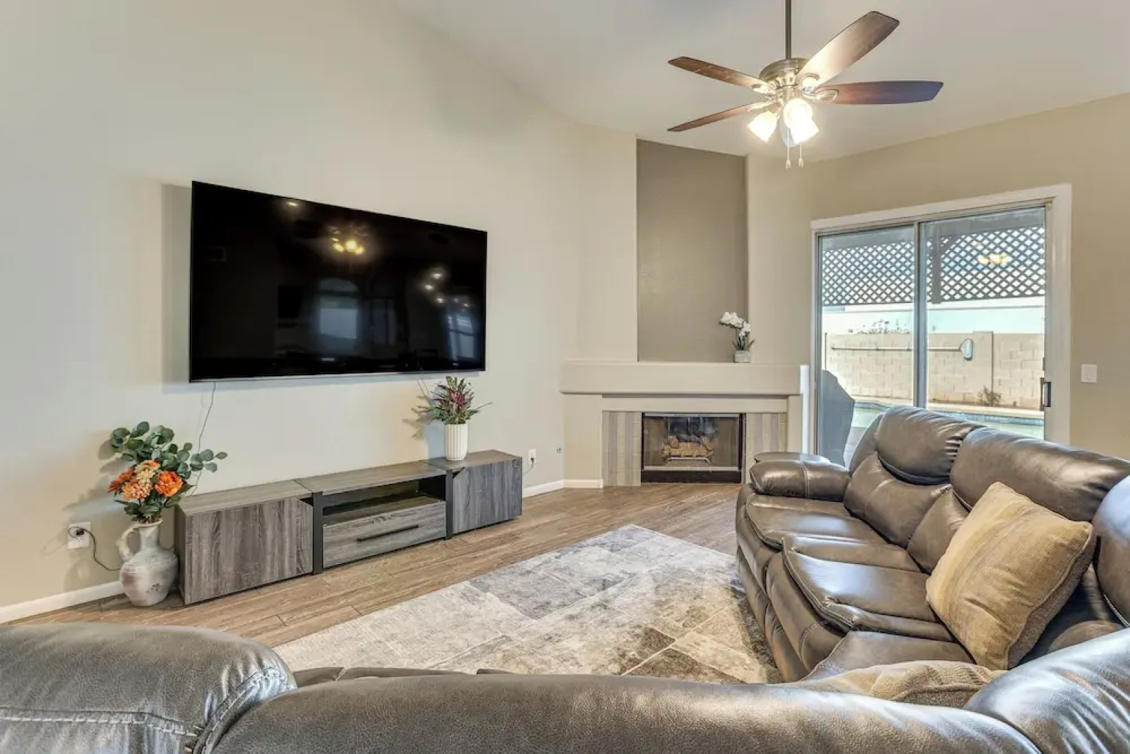 Fenced Backyard Oasis: Pet-friendly Avondale Home