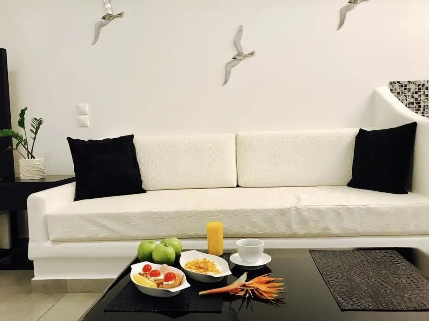 Queen Boutique Suites