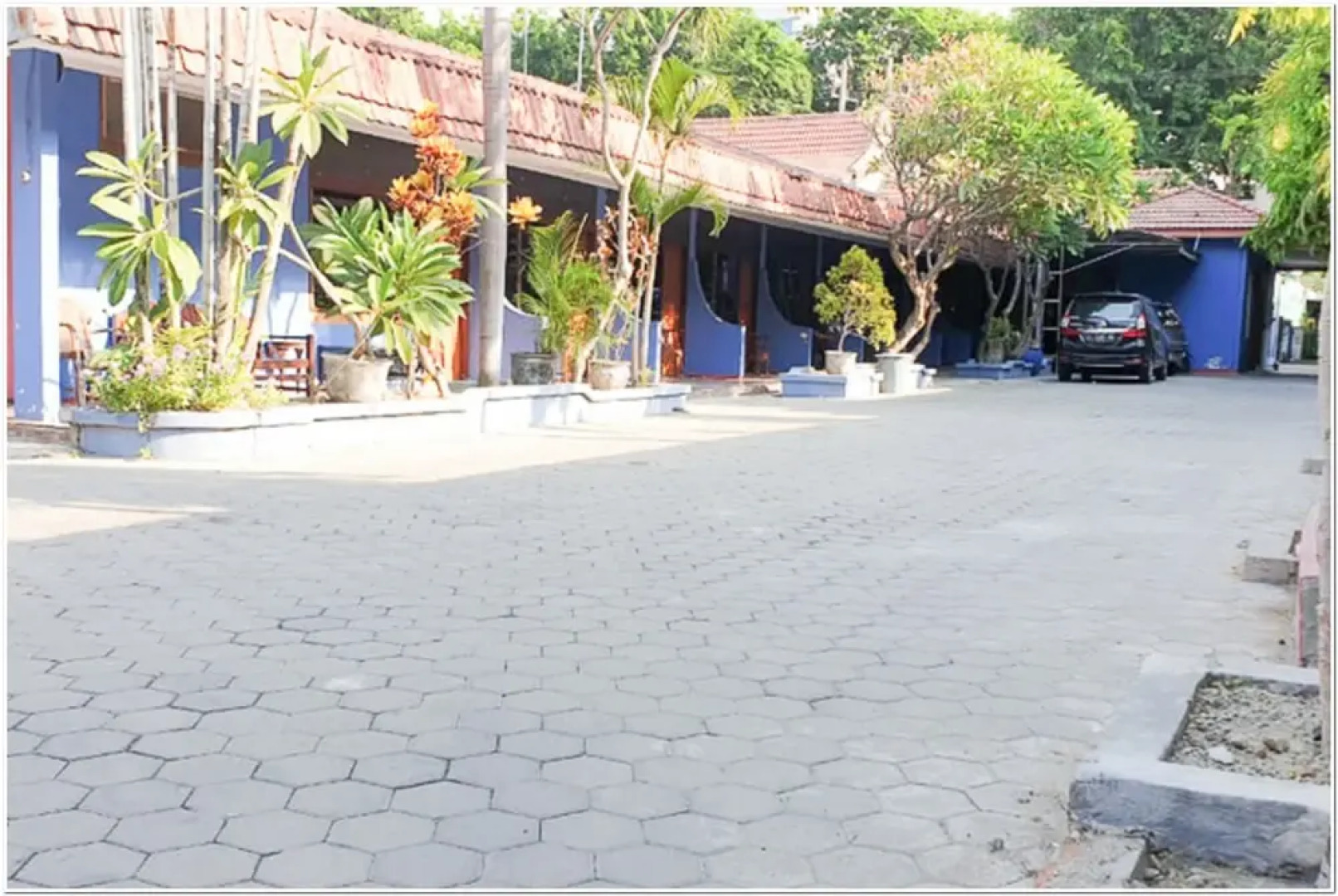 RedDoorz near Bojonegoro Train Station