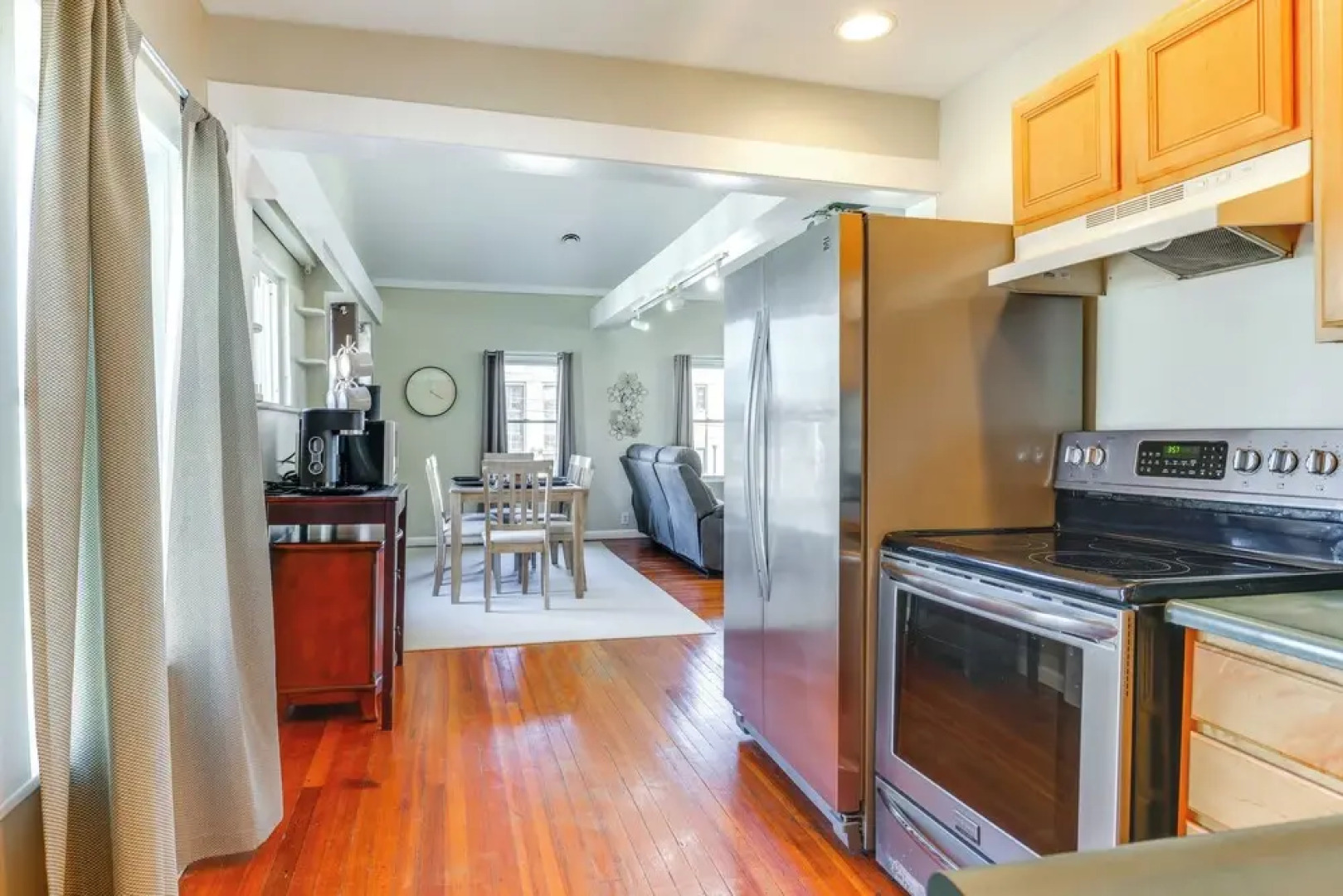 1 Block to Dtwn Seneca Falls: Apartment w/ Yard!