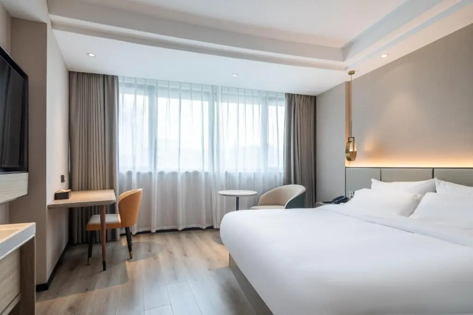 Xinhuating Business Hotel