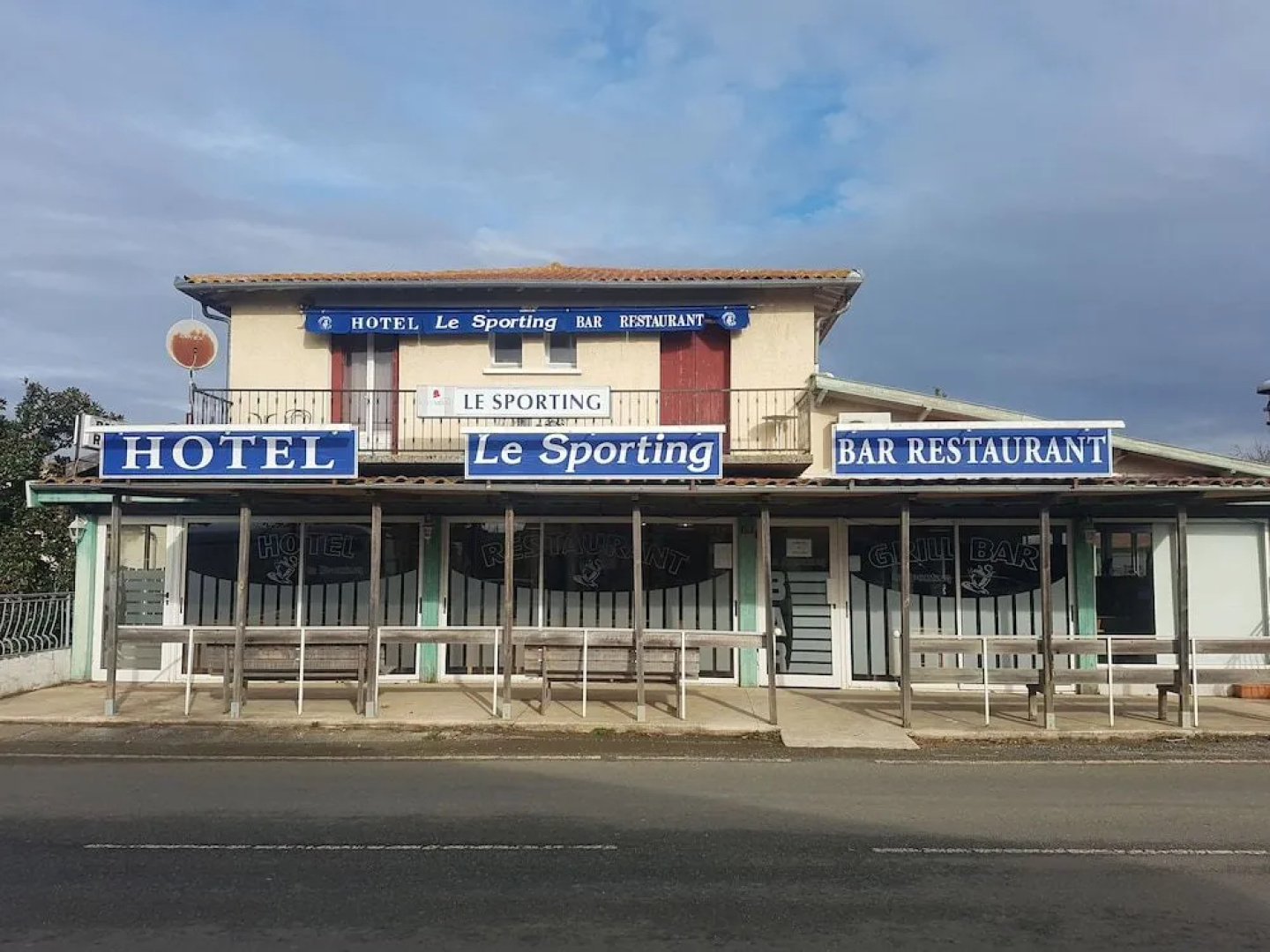 Bar Hôtel Restaurant le Sporting
