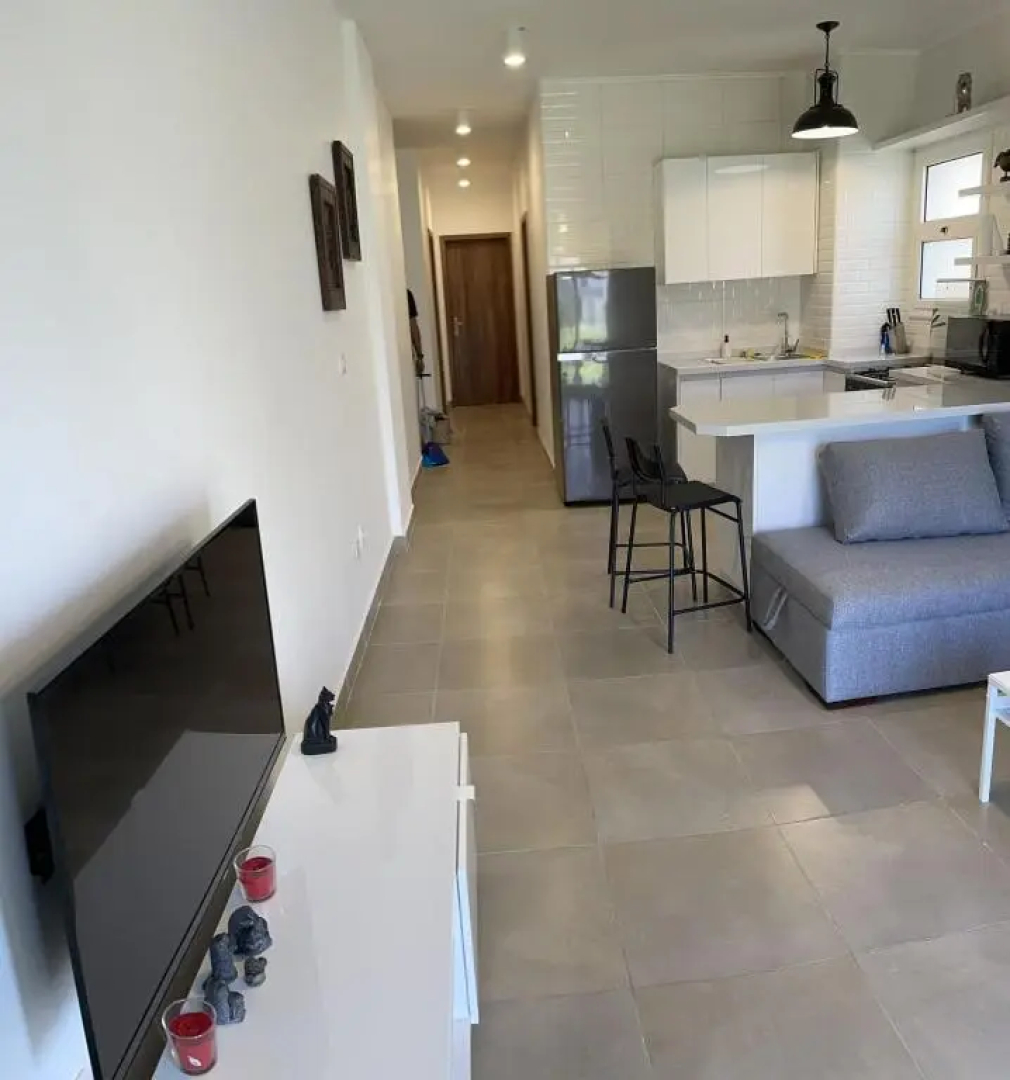 2 bedroom Chalet with garden for rent at Amwaj north cost