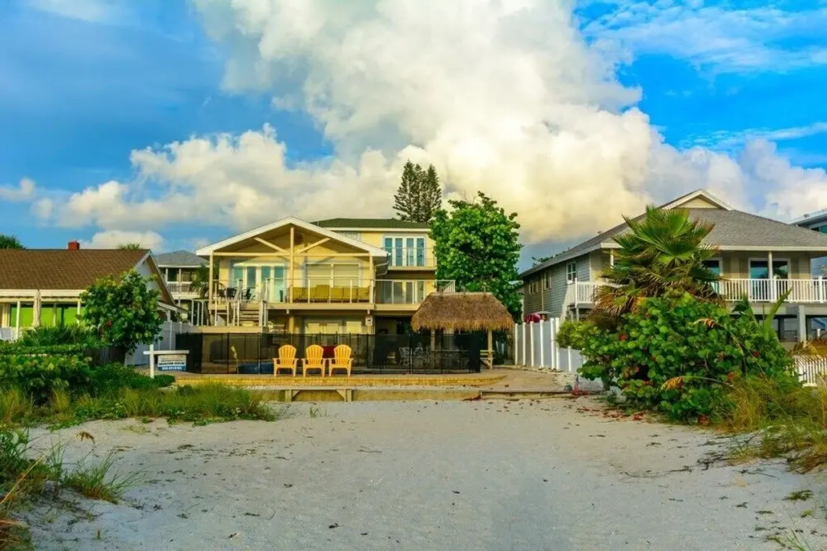 Sunshine's Hideaway by RedAwning