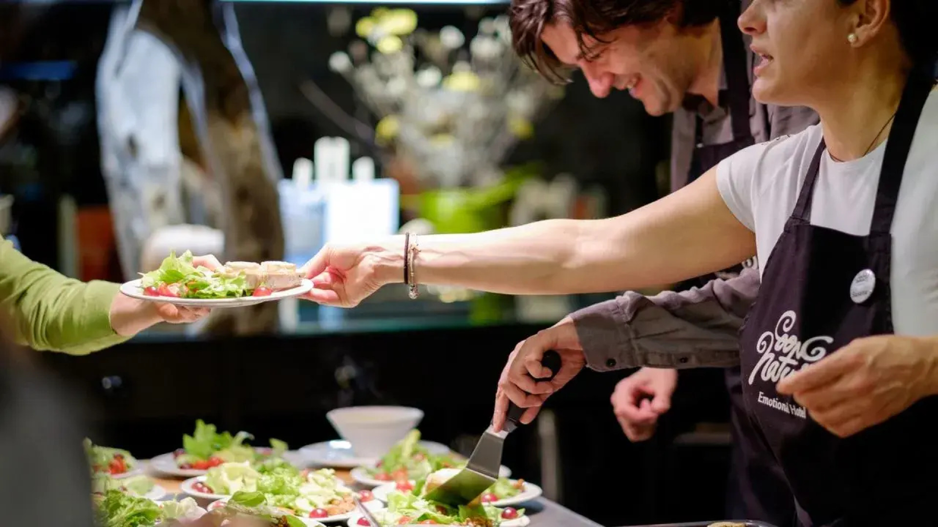 Cooking and Nature Emotional Hotel