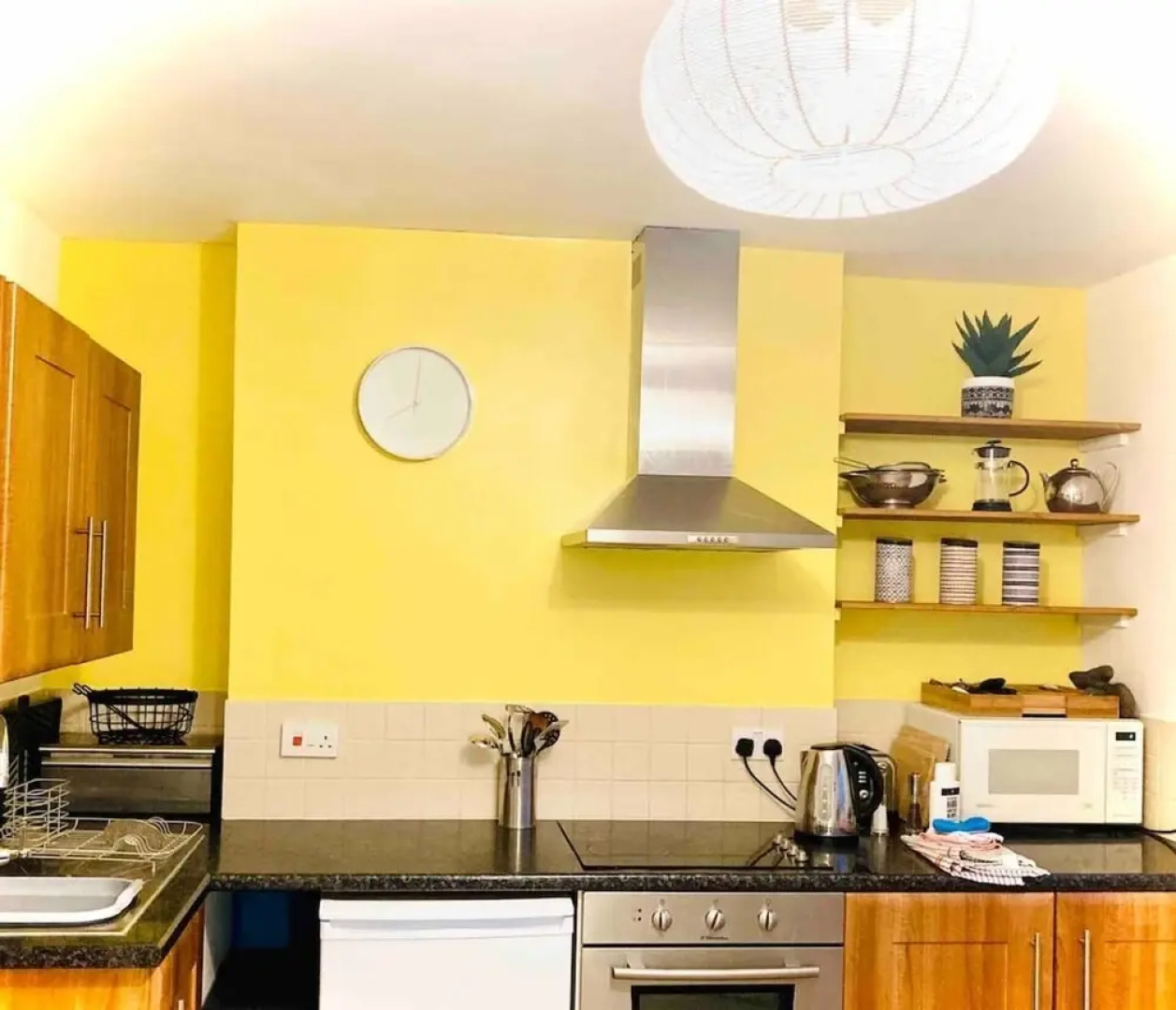 Cosy Classy 2-bed Maisonette, Village nr Newquay