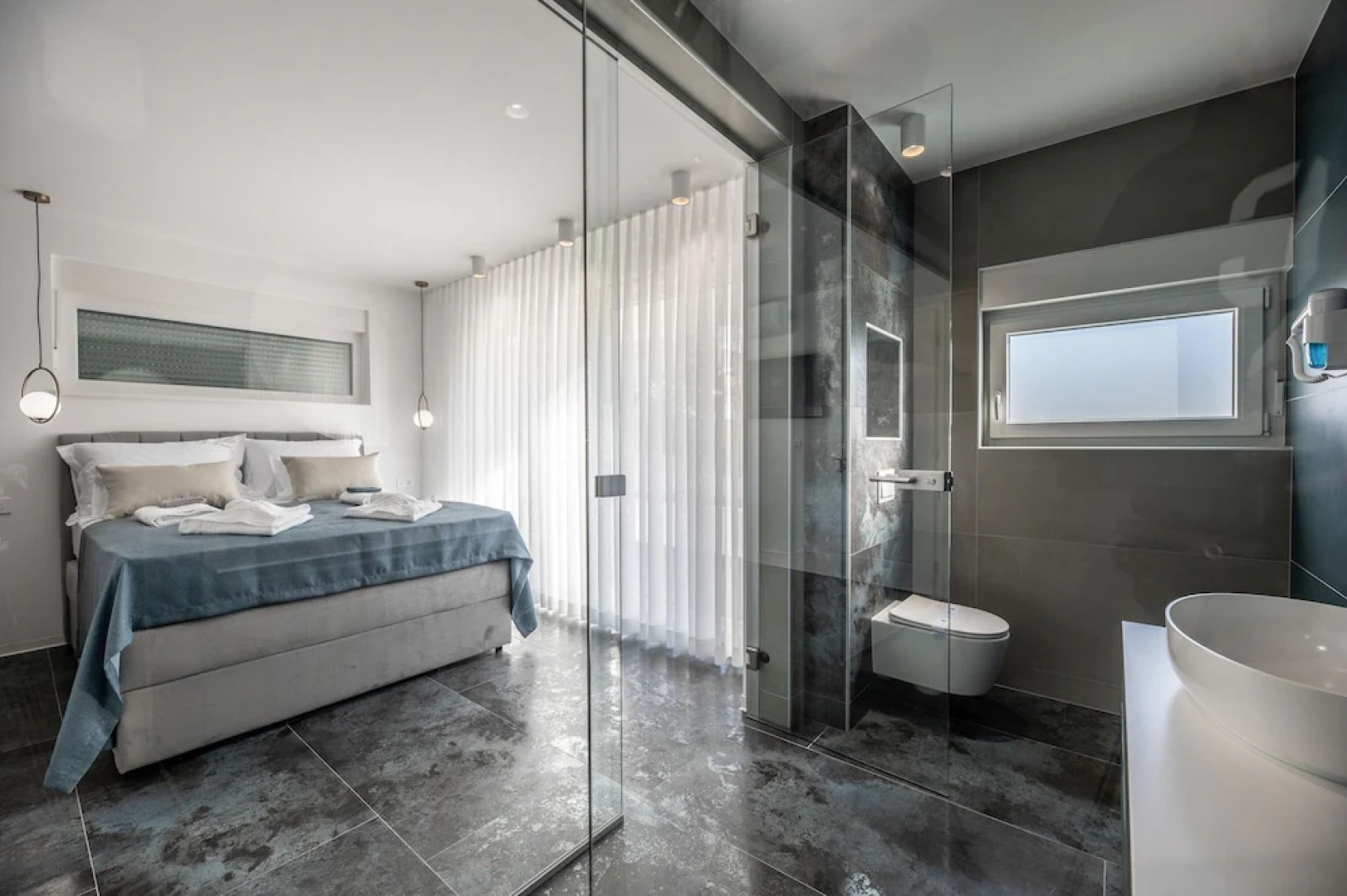 Luxury Villas Travera