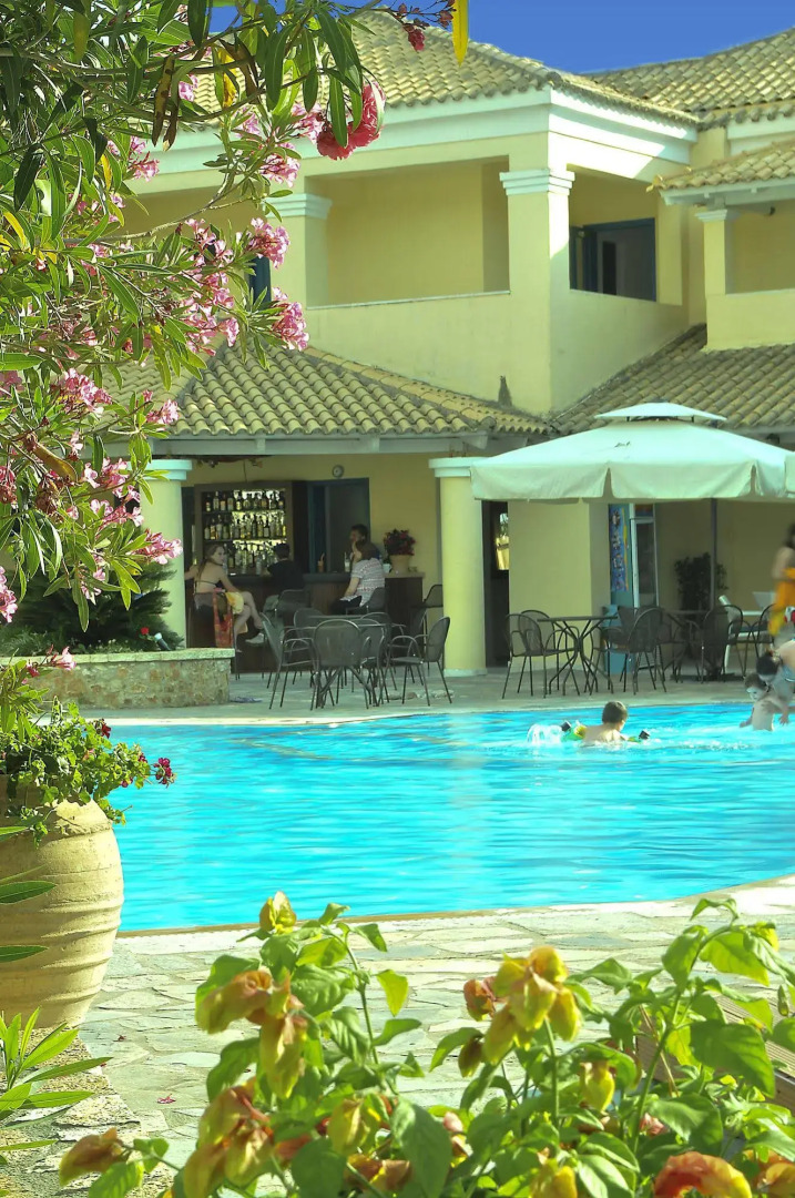 Karavostasi Beach Hotel