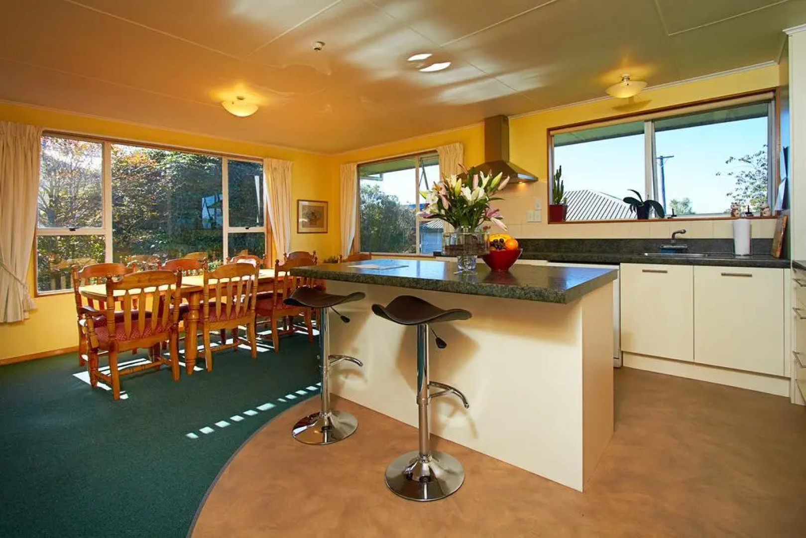 Brook House Bed & Breakfast and Cottages