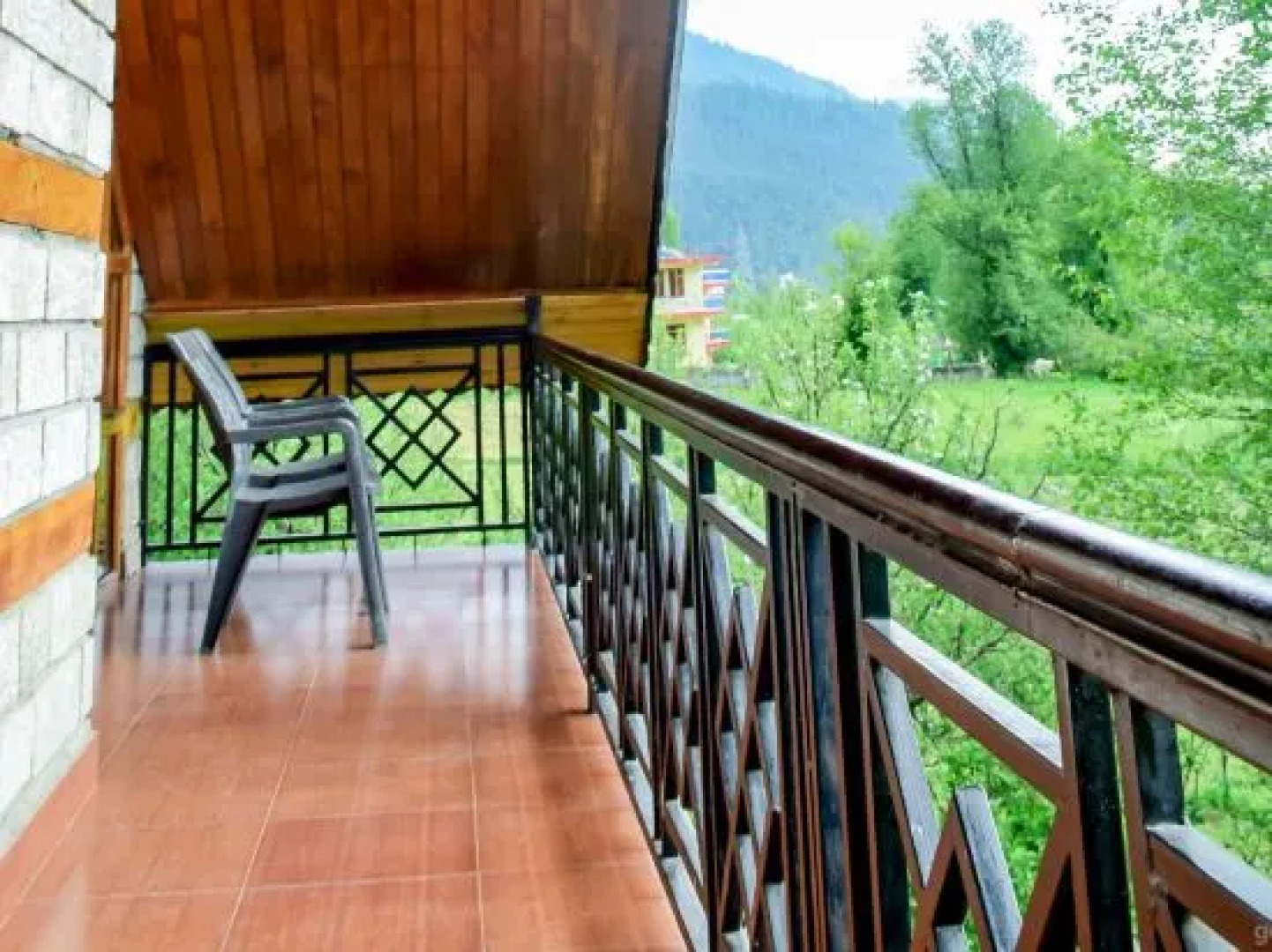 The Holidays Club Manali