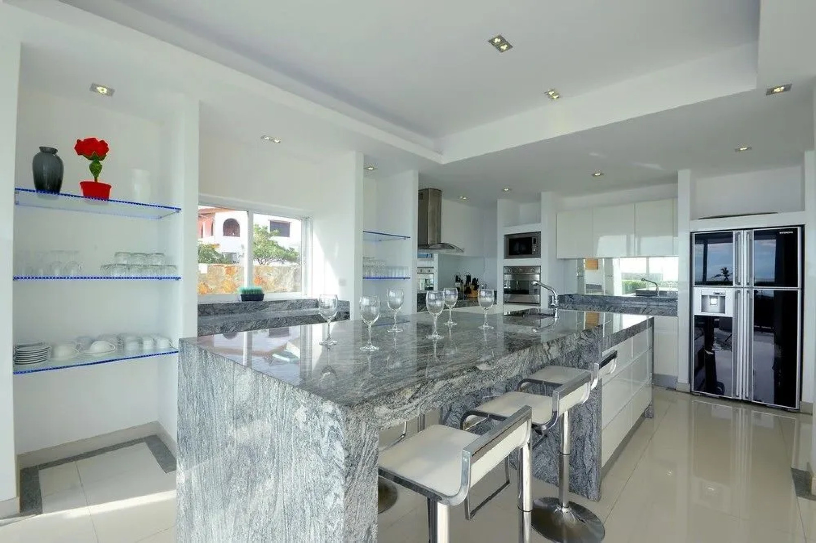 Luxury 5 Star Beach Villa 8 Bedrooms