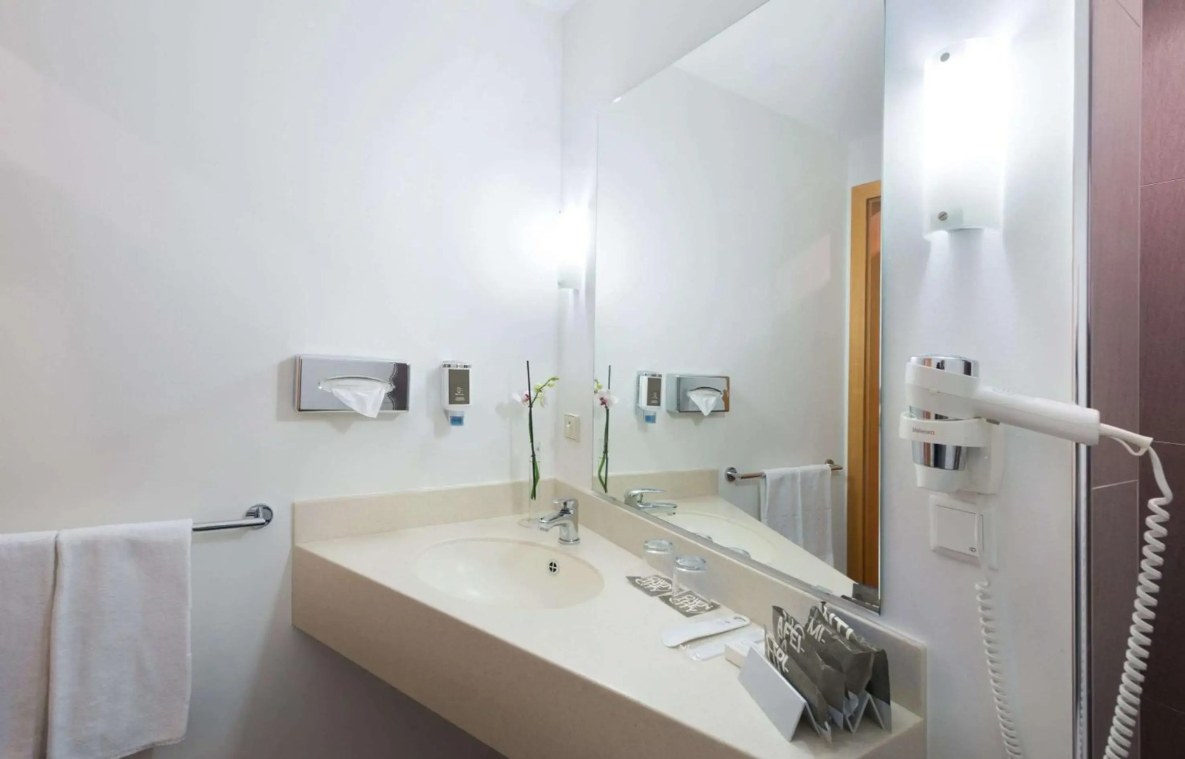 B&B HOTEL Krefeld-Süd