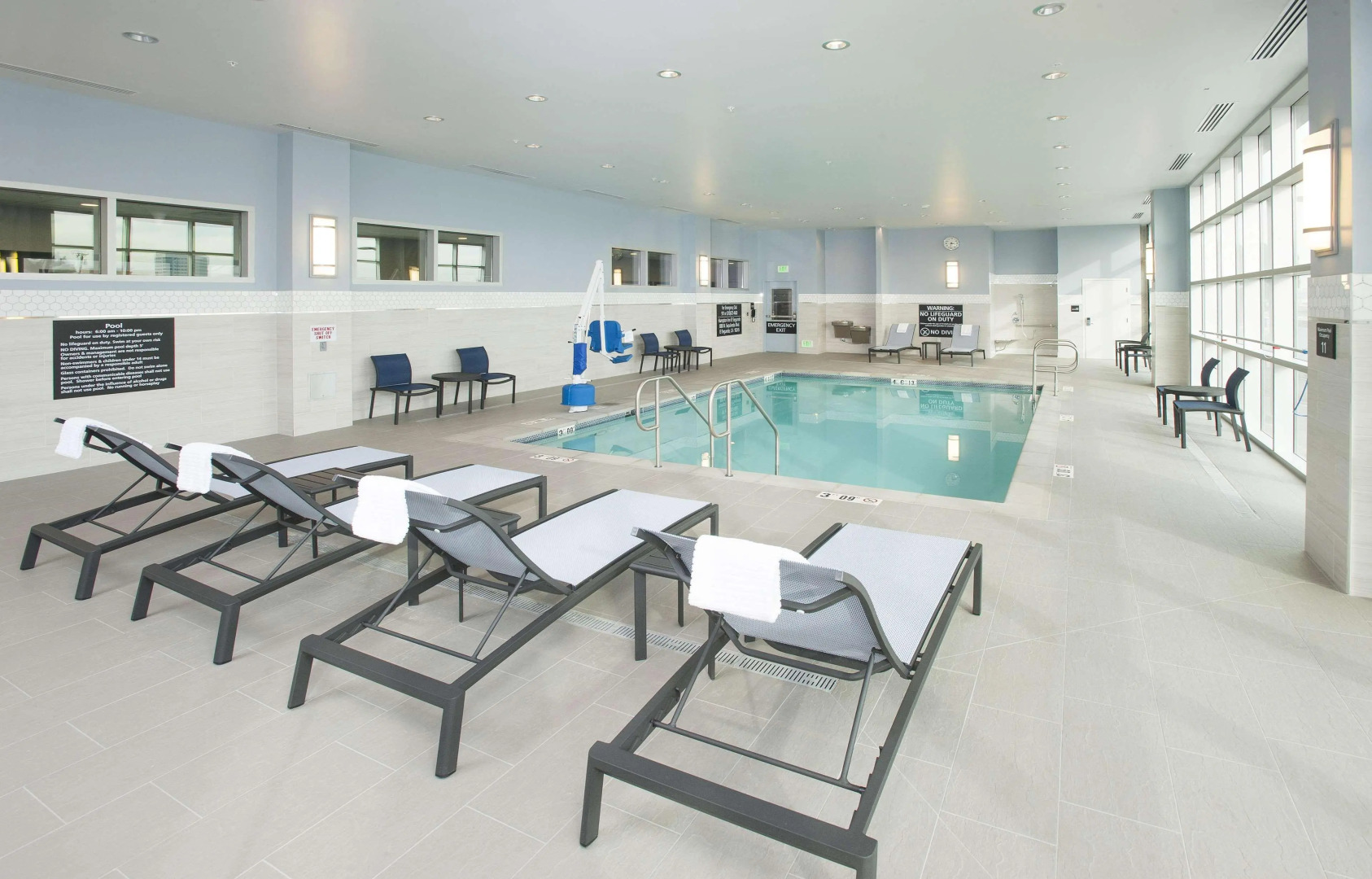 Hampton Inn & Suites LAX El Segundo