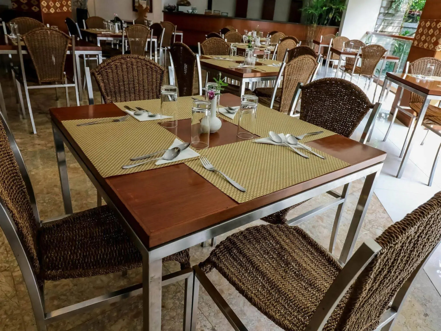 Papyrus Tropical Hotel