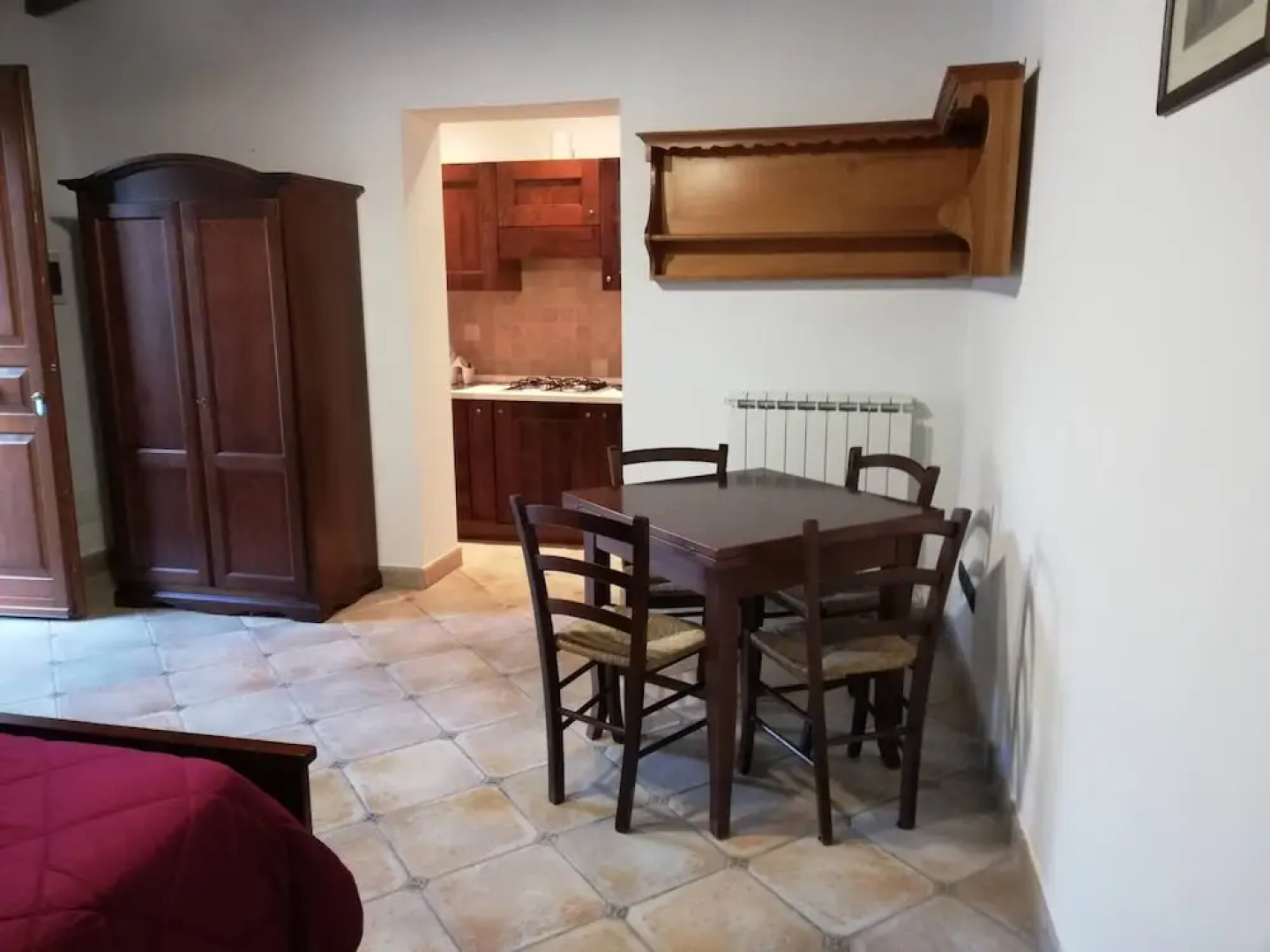 Portion of a Farmhouse With 30 Beds - 4 Apartments and 2 Rooms