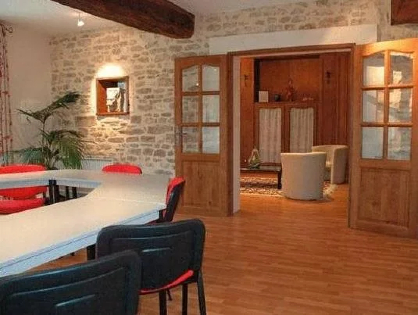 Lauberge Des Sources