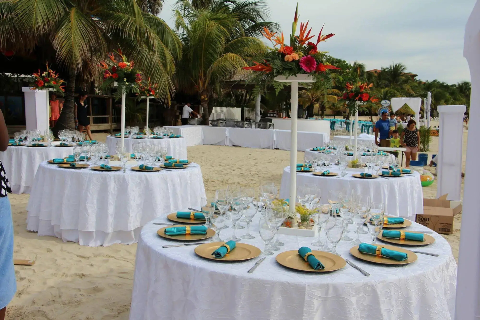Paradise Beach Hotel & Resort