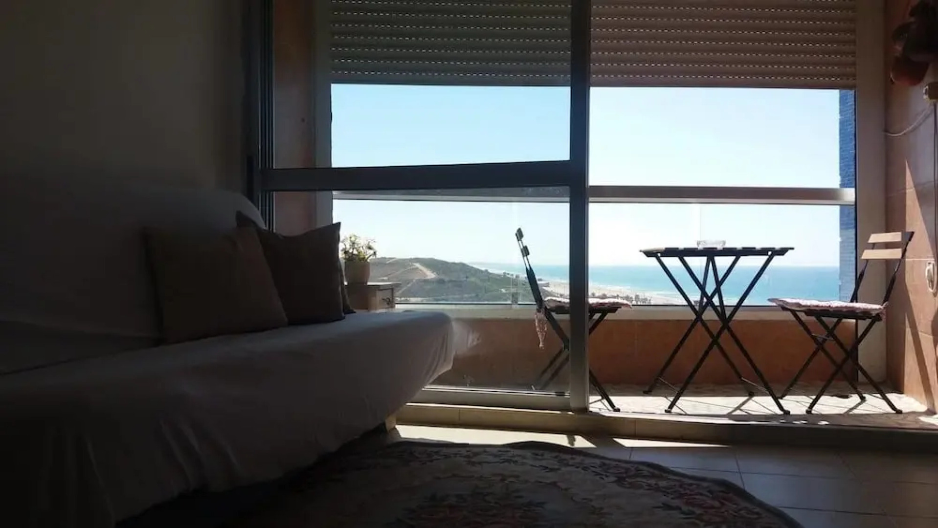 Cozy Sea View Apartment