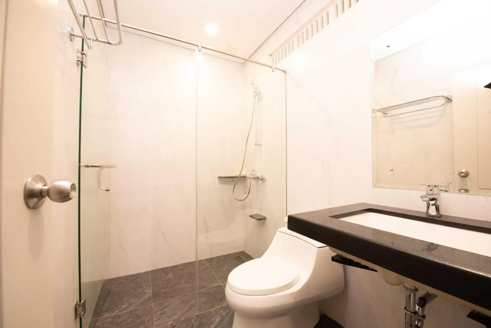 hotel de danau lake view