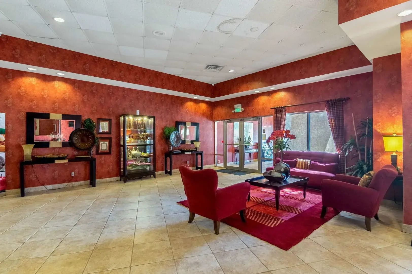 Budget Host Inn & Suites
