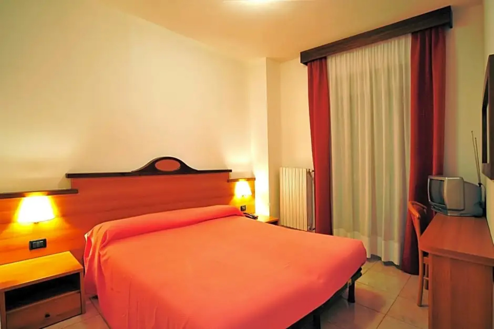 Hotel Ristorante Sasso Remenno