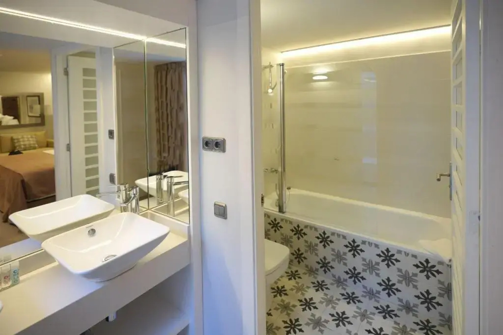 Serennia Fira Gran Vía Exclusive Rooms