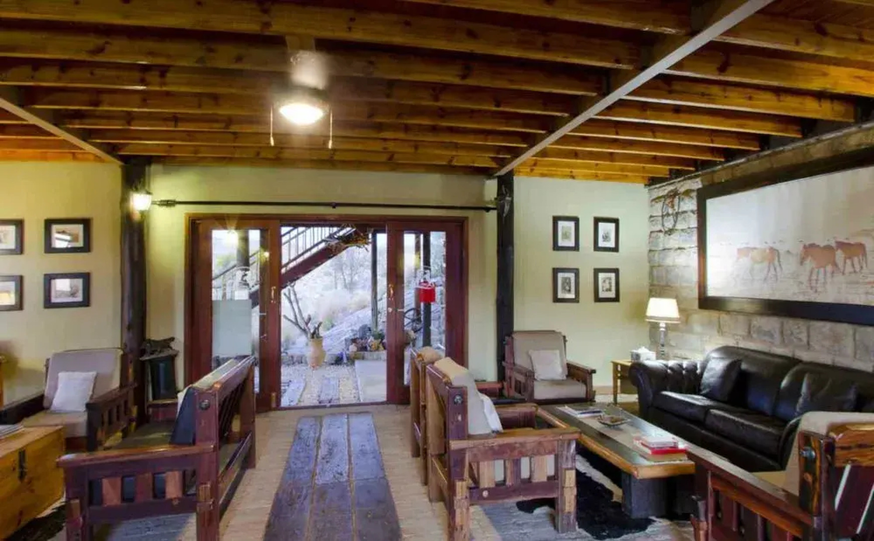 Klein-Aus Vista Desert Horse Inn