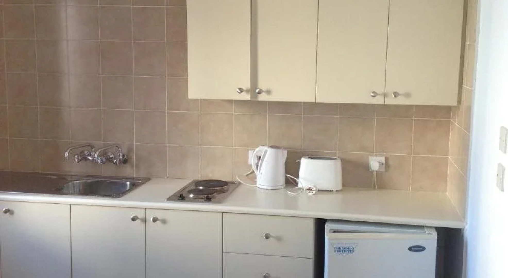 Sea 'n Lake View Hotel Apartments