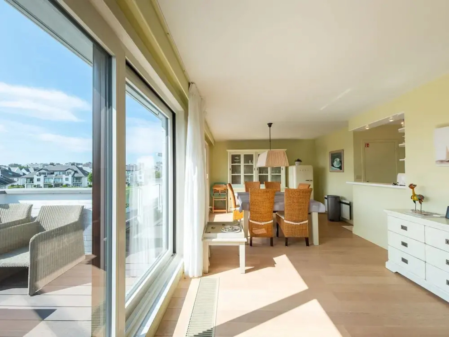 Attractive Apartment With Magnificent View