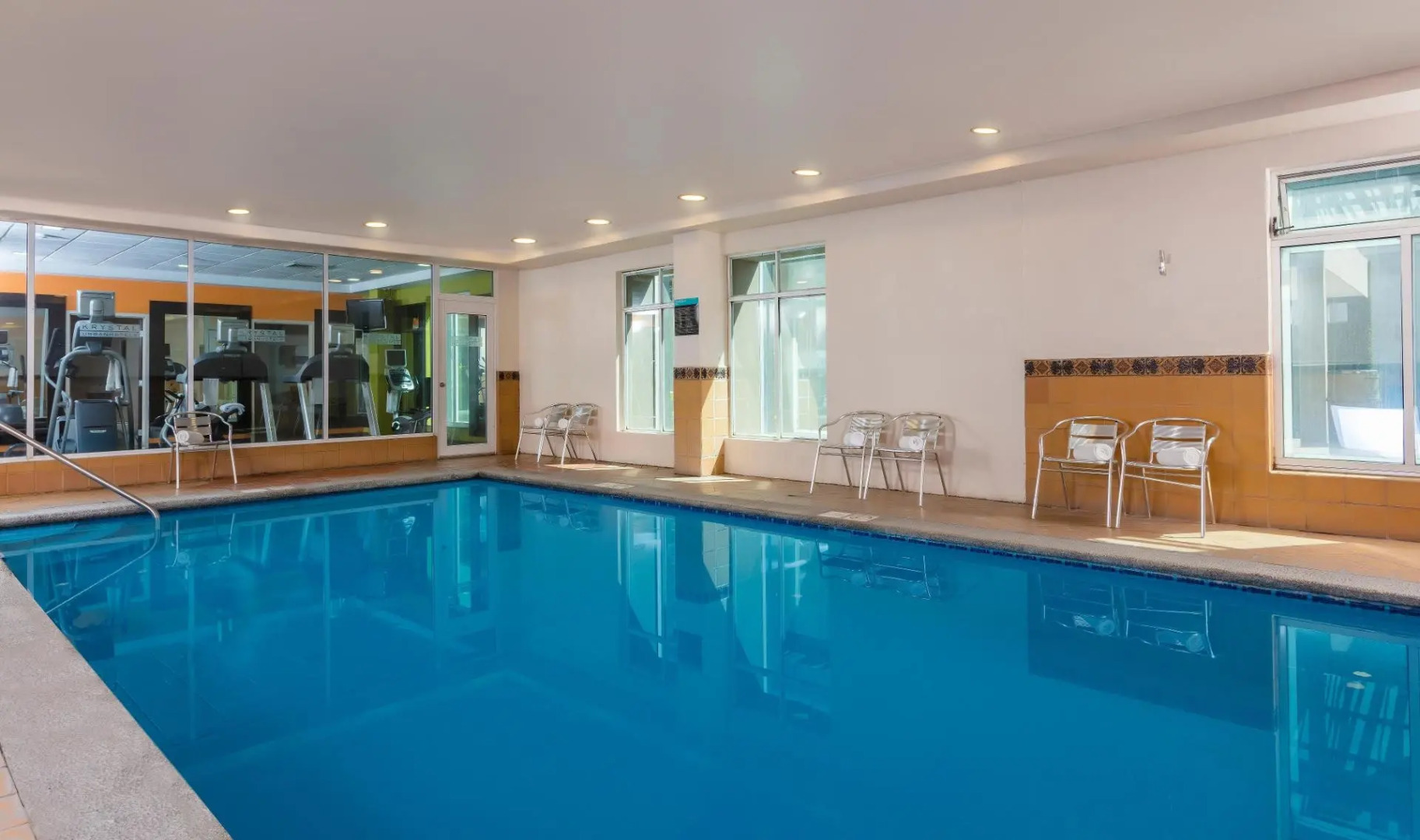 Krystal Urban Monterrey San Jerónimo