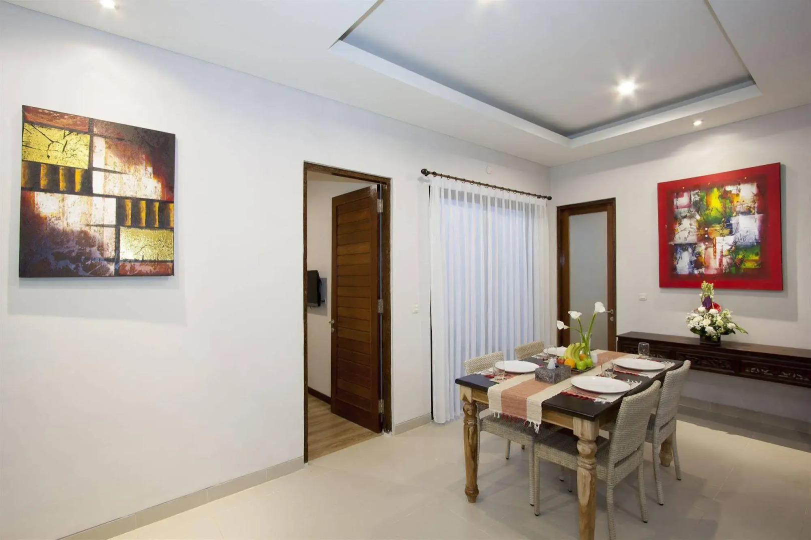 Casa Di Ungasan Suite and Residence