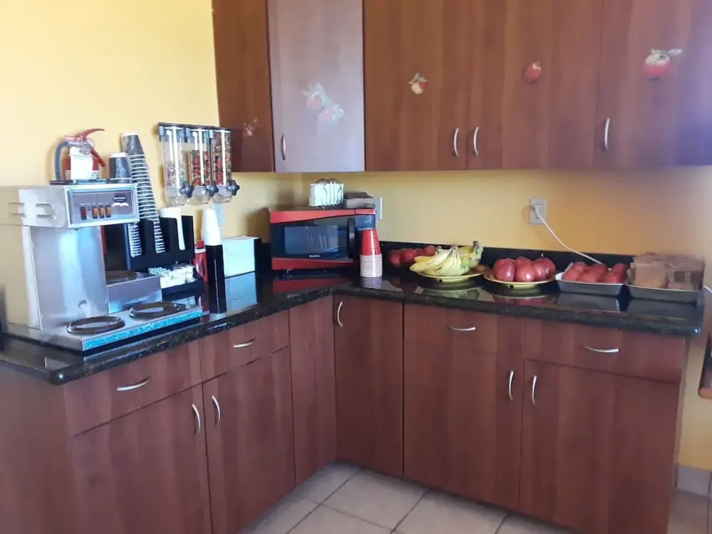 Sunbridge Inn & Suites