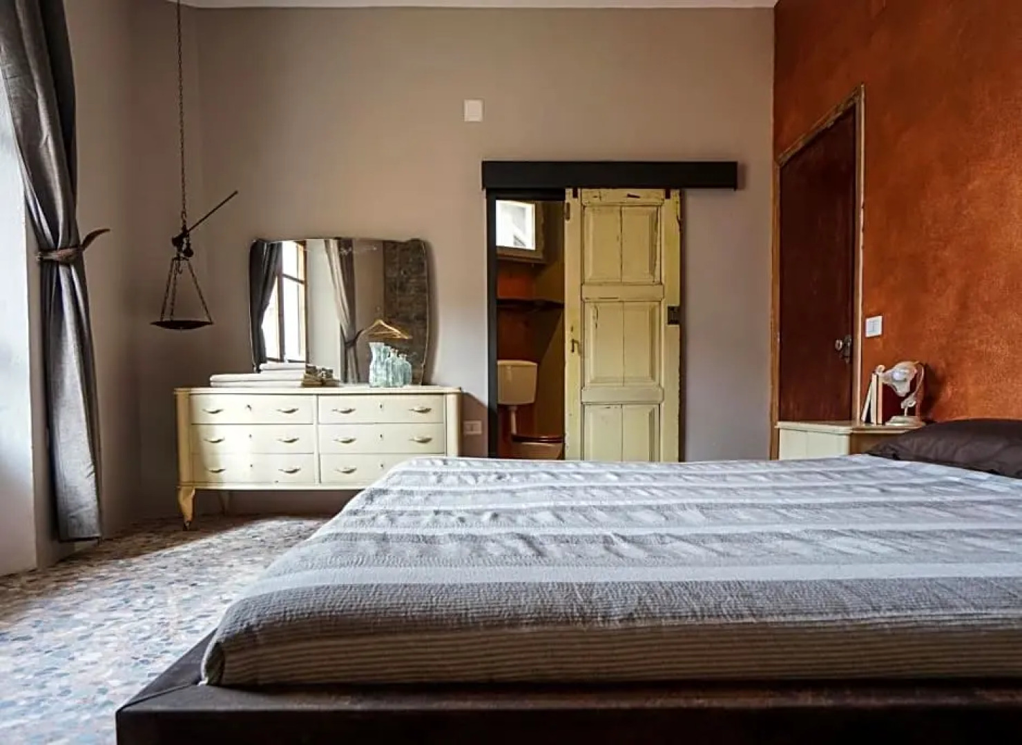 Nannai Climbing Home