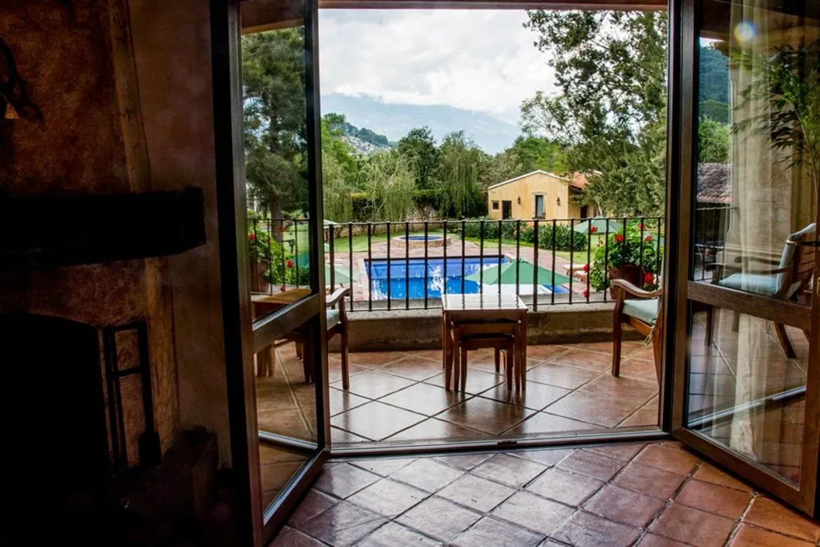 Filadelfia Coffee Resort & Tours