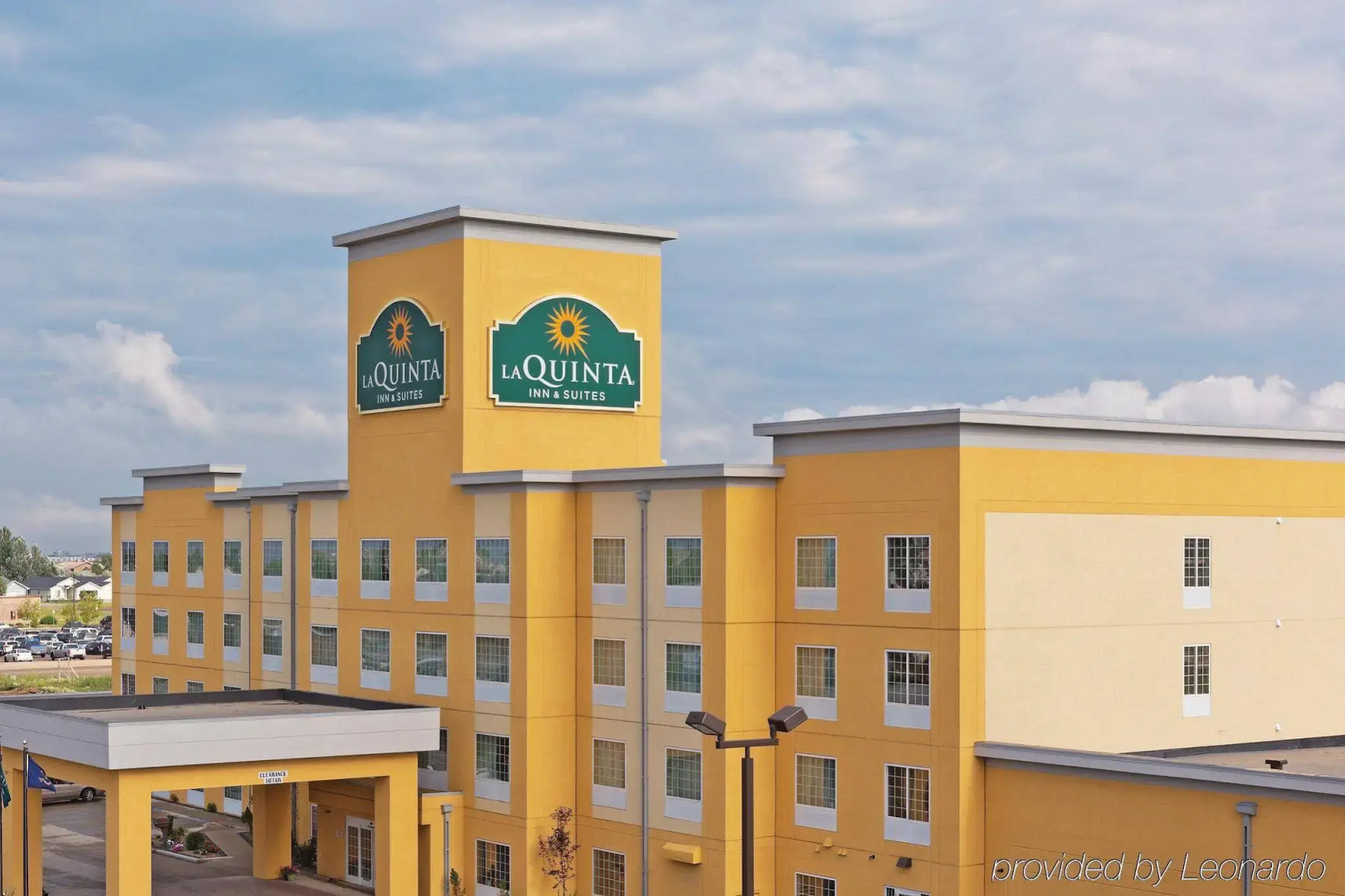 Highland Suites Minot