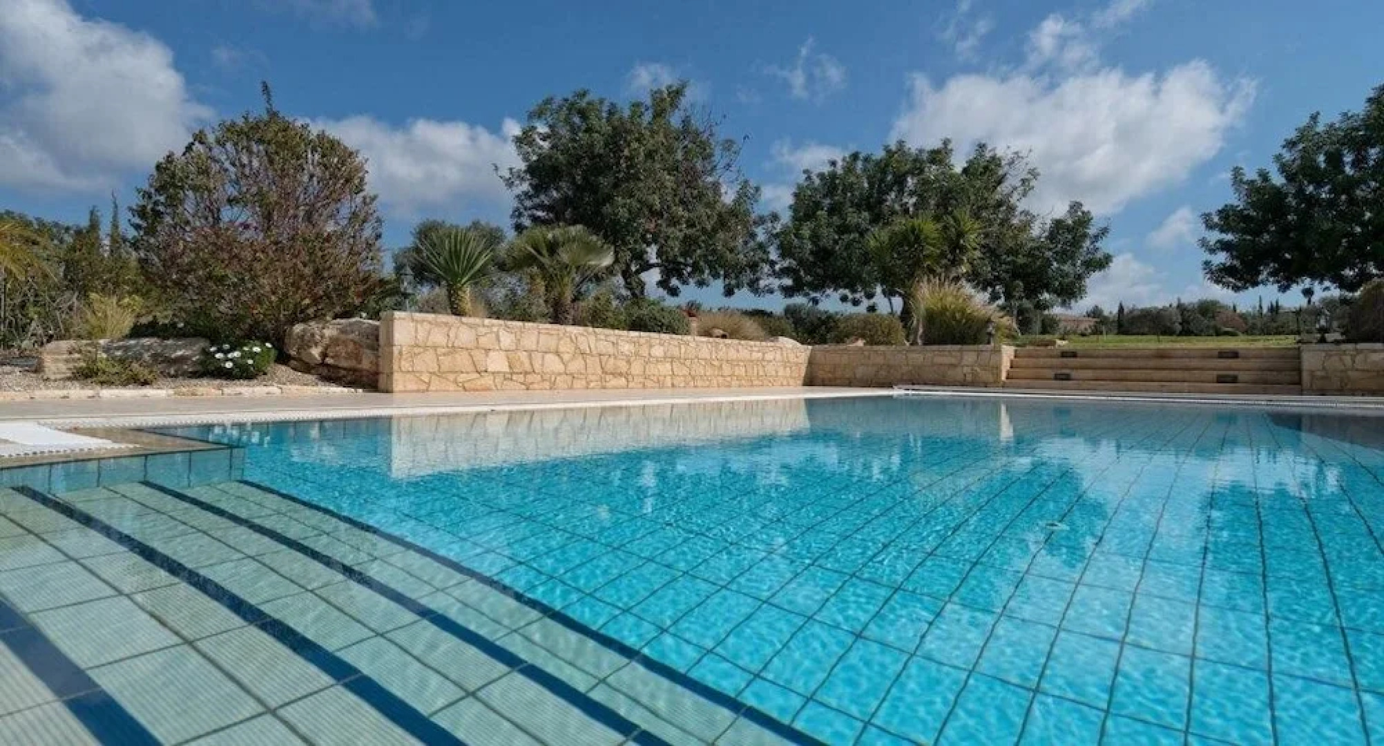 3 bedroom Villa Anassa 31 with private pool and golf course views, near resort village square on Aphrodite Hills Resort