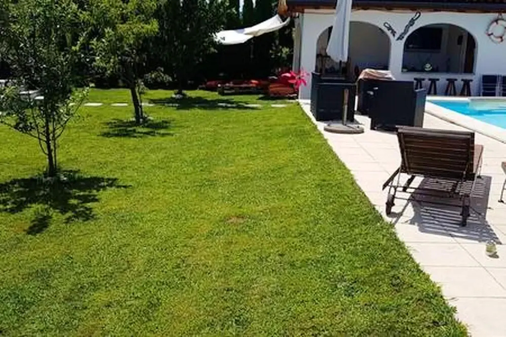 Apartment With one Bedroom in Caslano, With Wonderful Mountain View, Shared Pool, Enclosed Garden