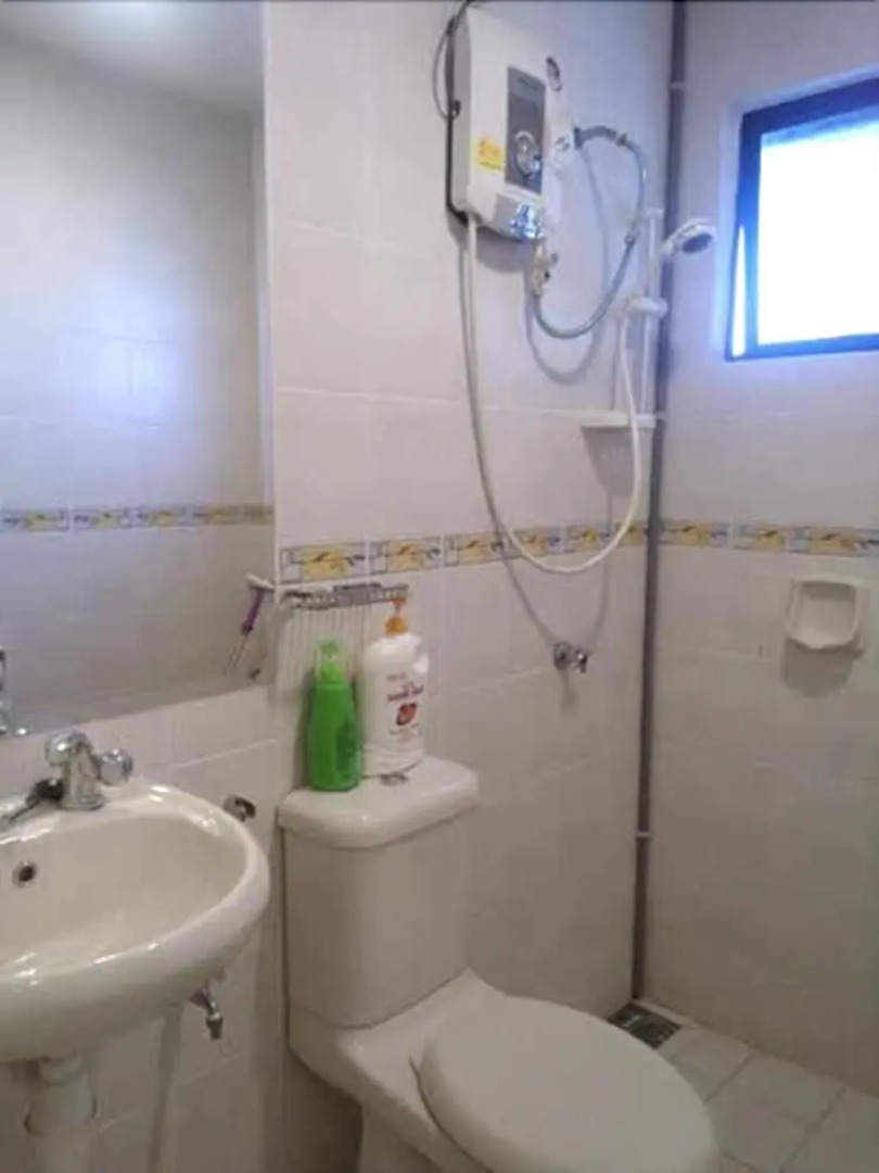 8 O Clock Lodge Condo Bandar Utama