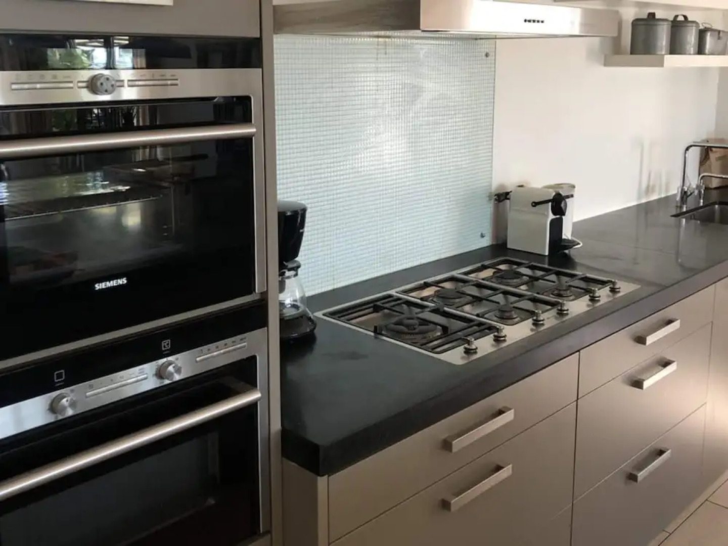 Atmospheric House With Play Space, at the Harbor