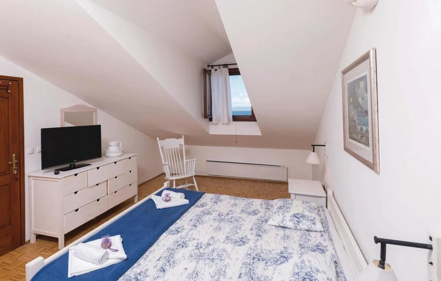 Stunning Home in Prigradica With Sauna, Wifi and 5 Bedrooms