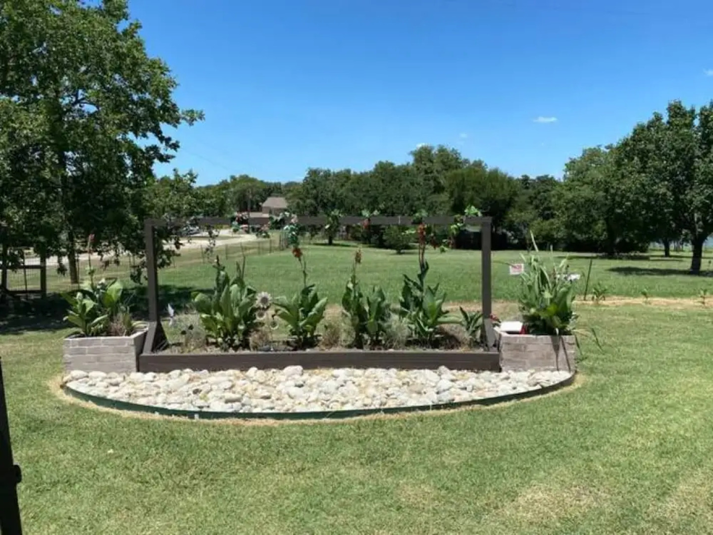 Beautiful Kayewood Waterfront Retreat