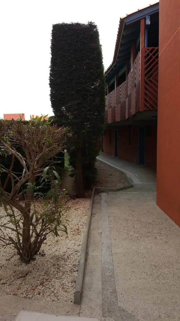 Apartment With one Bedroom in Pérols, With Pool Access, Furnished Terr