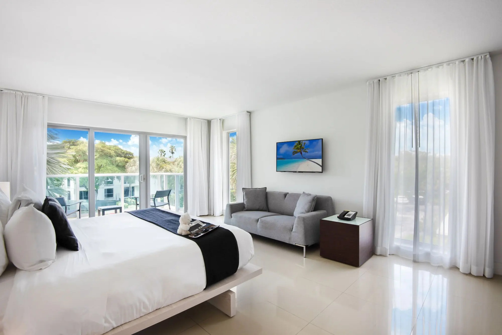 Beach Haus Bal Harbour