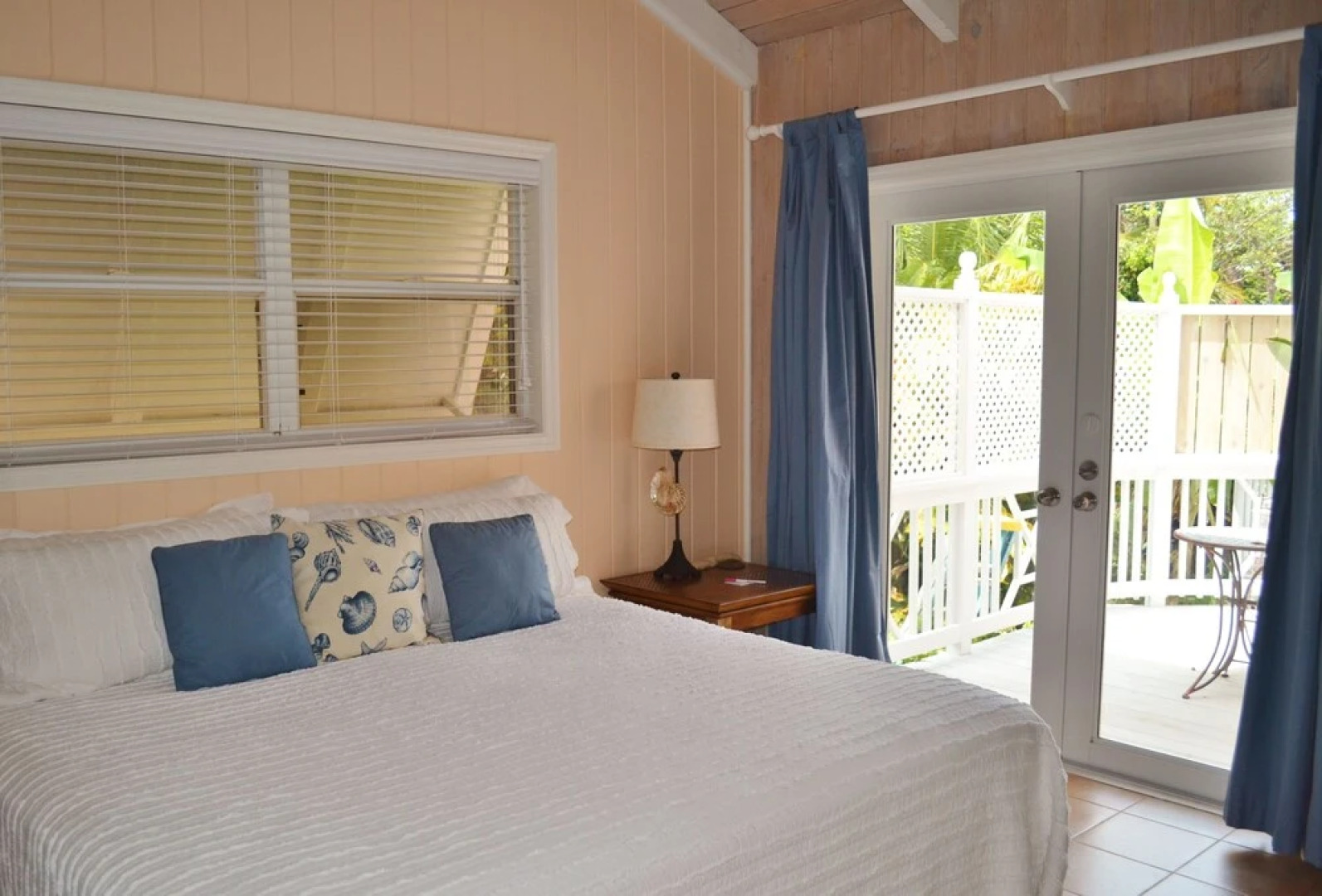 Hope Town Inn & Marina