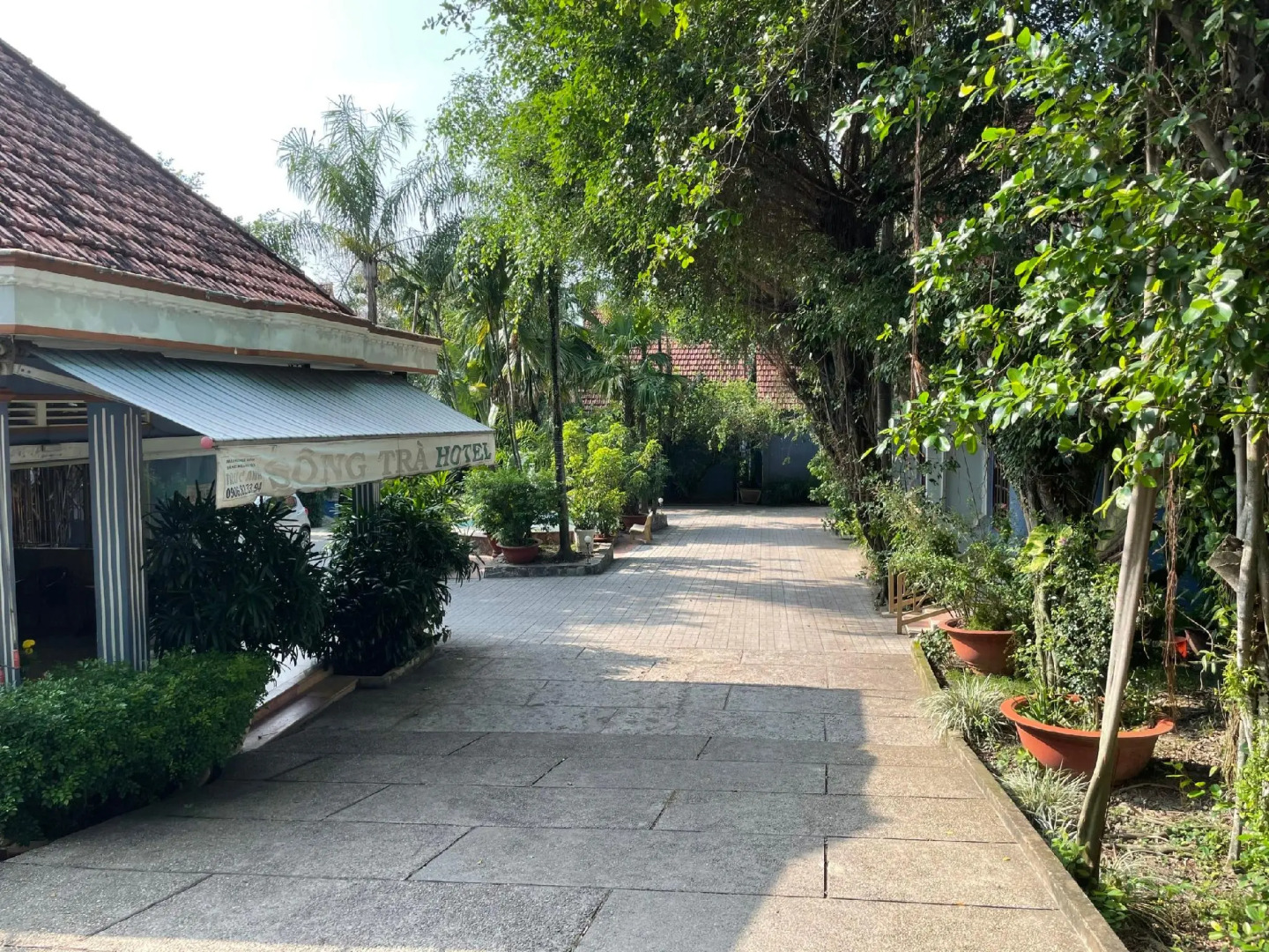 Song Tra Hotel