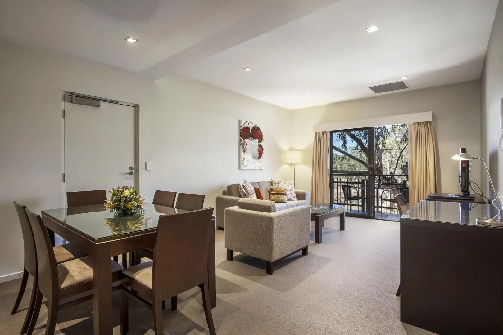 Spinifex Motel & Serviced Apartments