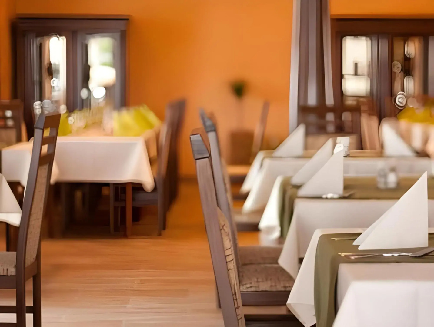 Central Borhaz Etterem Es Panzio