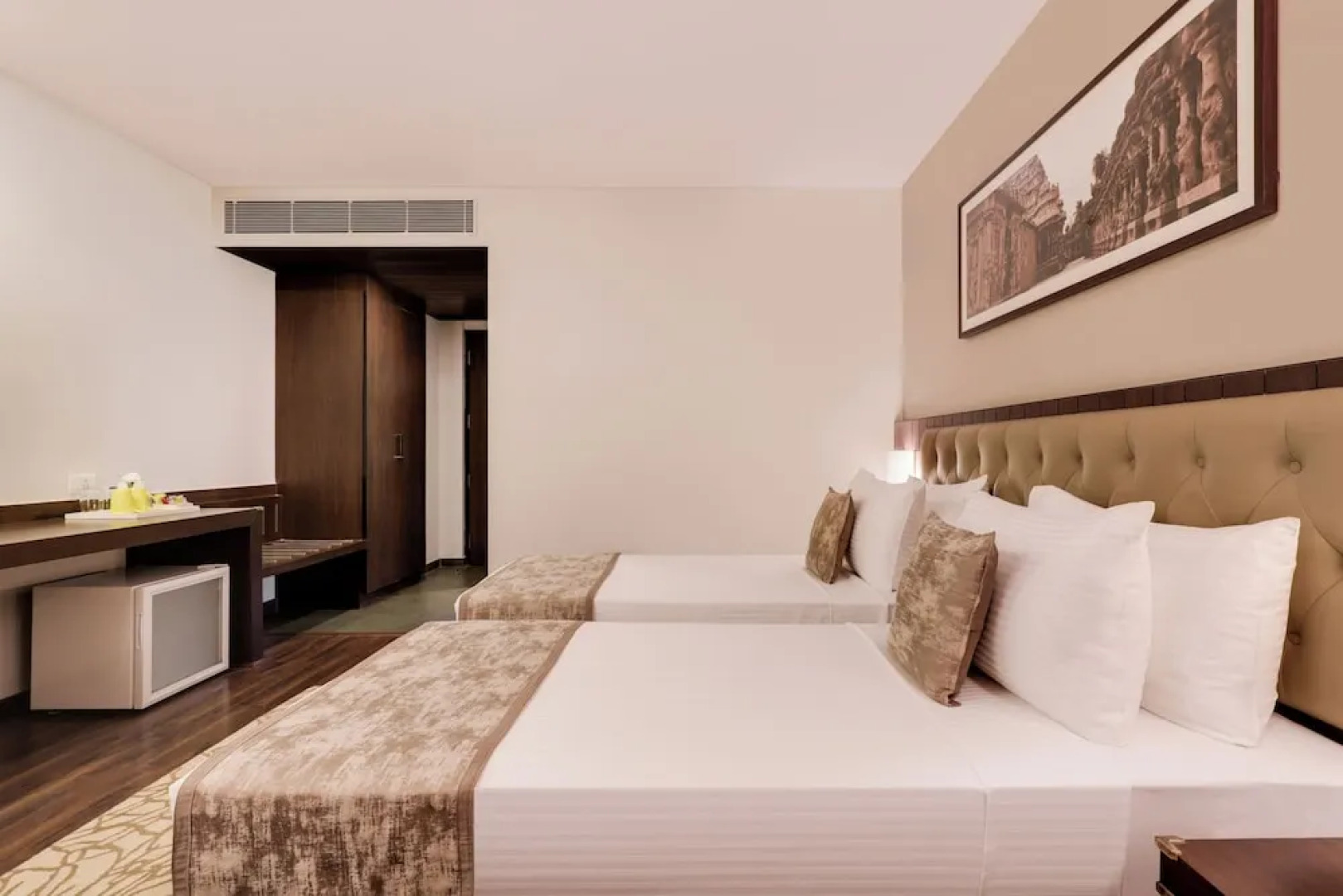 Lemon Tree Hotel Hubli