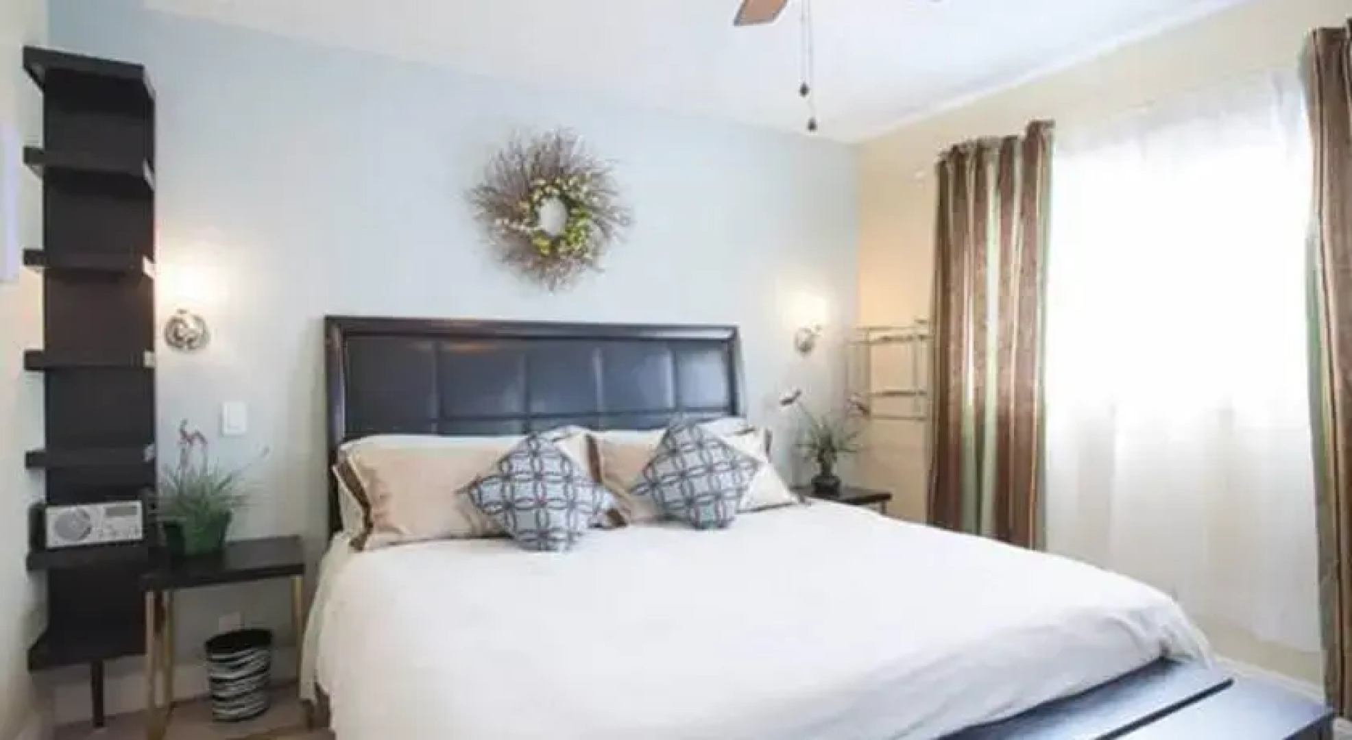 Apt 1331 East 7th St