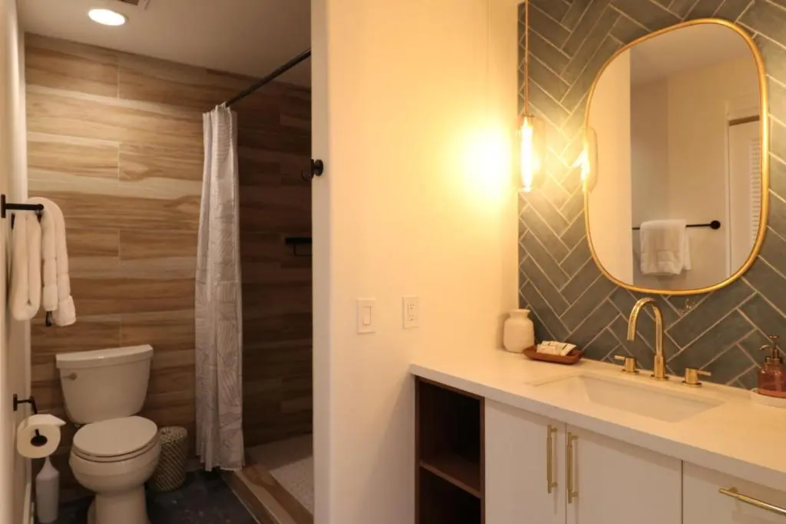 HBR Suite 9304, 5, 6